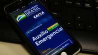 Caixa paga hoje aux&iacute;lio emergencial a nascidos em agosto