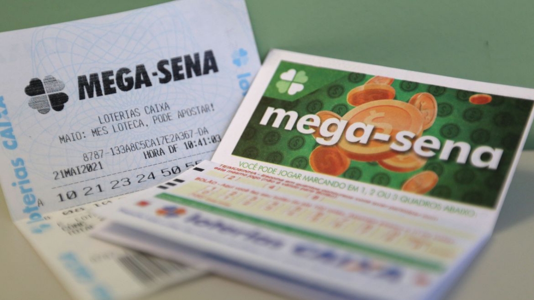 Mega-Sena acumula e pode pagar pr&ecirc;mio de R$ 12 milh&otilde;es na quarta-feira