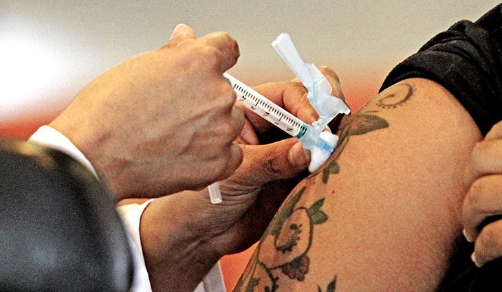 MS atinge marca de 80% da popula&ccedil;&atilde;o adulta vacinada 