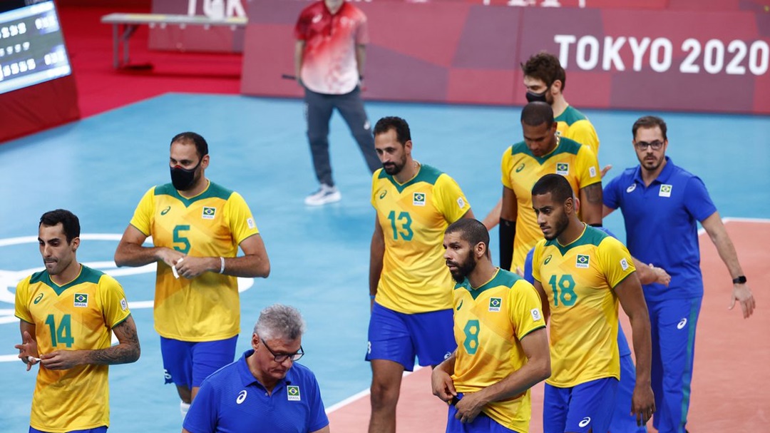 Brasil perde para Comit&ecirc; Russo e se despede da briga pelo ouro 