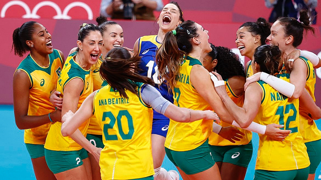 Jogos: Brasil bate Coreia do Sul e pega EUA na final do v&ocirc;lei feminino