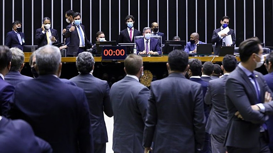 O que pode significar a volta das coliga&ccedil;&otilde;es? Entenda