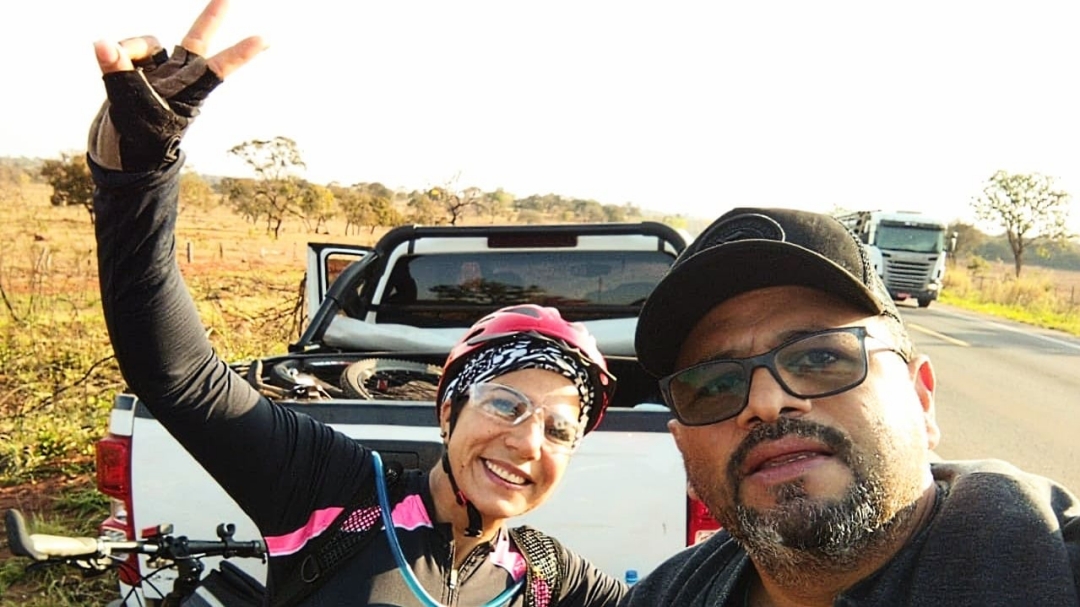 Professora pedala 441 km at&eacute; Panorama para comemorar anivers&aacute;rio de 71 anos da m&atilde;e