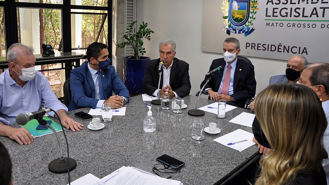 Projeto do Governo que reduz imposto da conta de luz &eacute; aprovado na Assembleia