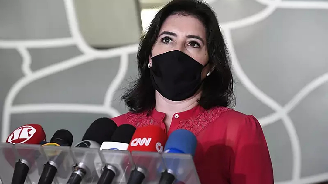 'Falta de empatia', diz Simone sobre veto a distribuição de absorventes