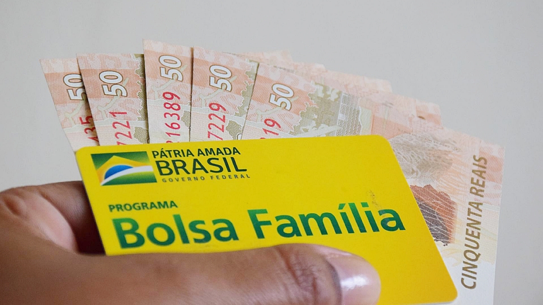 Ap&oacute;s 18 anos, Bolsa Fam&iacute;lia faz seu &uacute;ltimo pagamento nesta 6&ordf;