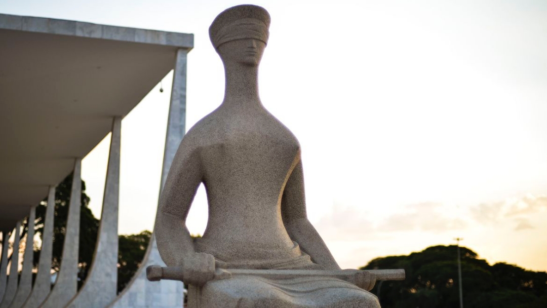 C&acirc;mara aprova MP para compra de vacinas contra covid-19