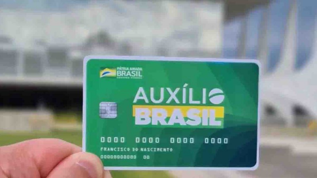 Assist&ecirc;ncia diz que n&atilde;o &eacute; preciso fazer novo cadastro para receber o Aux&iacute;lio Brasil