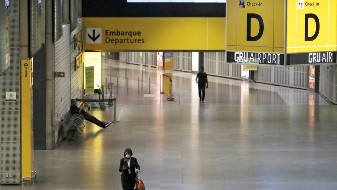 Tr&ecirc;s aeroportos brasileiros ter&atilde;o postos de vacina&ccedil;&atilde;o contra covid-19