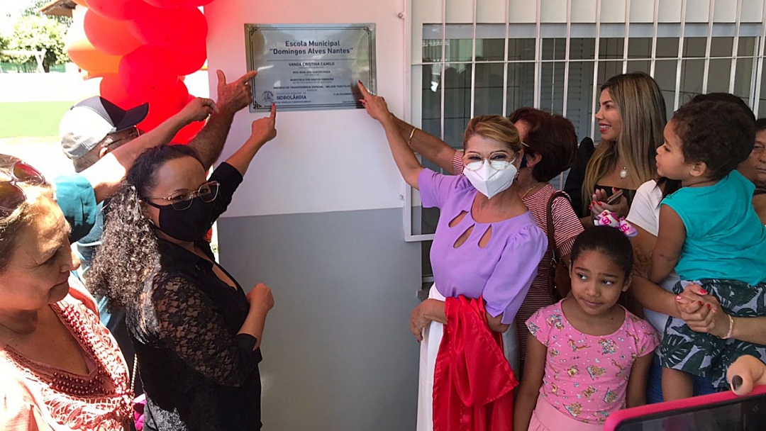 Em novo pr&eacute;dio, escola do Quebra Coco &eacute; a 1&ordf; 100% climatizada da Rede Municipal