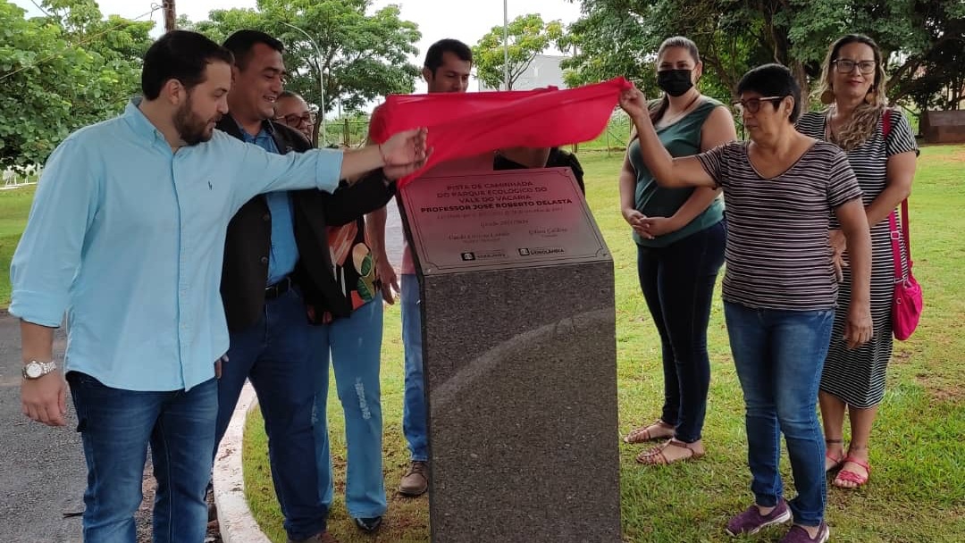 Vereadores inauguram homenagens a dois grandes professores e entregam obra de acessibilidade na C&acirc;mara Municipal