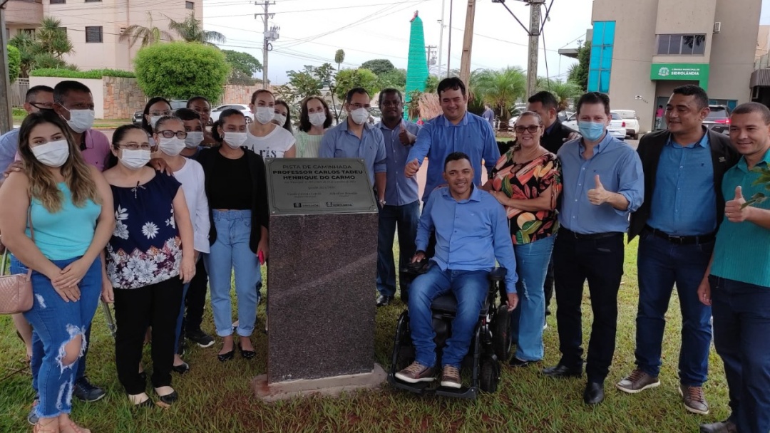 Vereadores inauguram homenagens a dois grandes professores e entregam obra de acessibilidade na C&acirc;mara Municipal