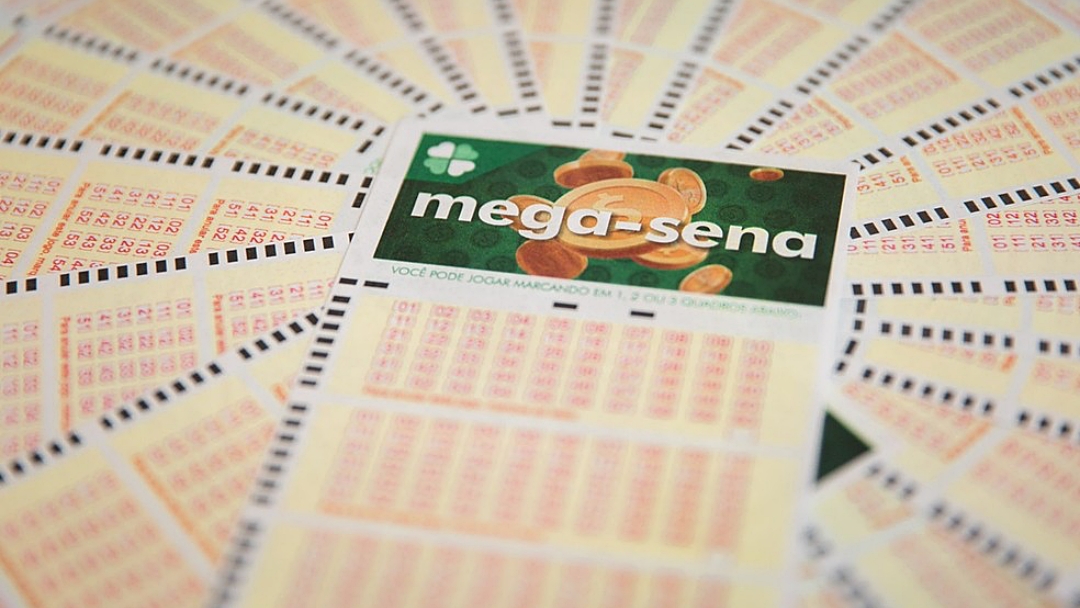 Mega-Sena pode pagar R$ 6,5 milh&otilde;es nesta quarta-feira