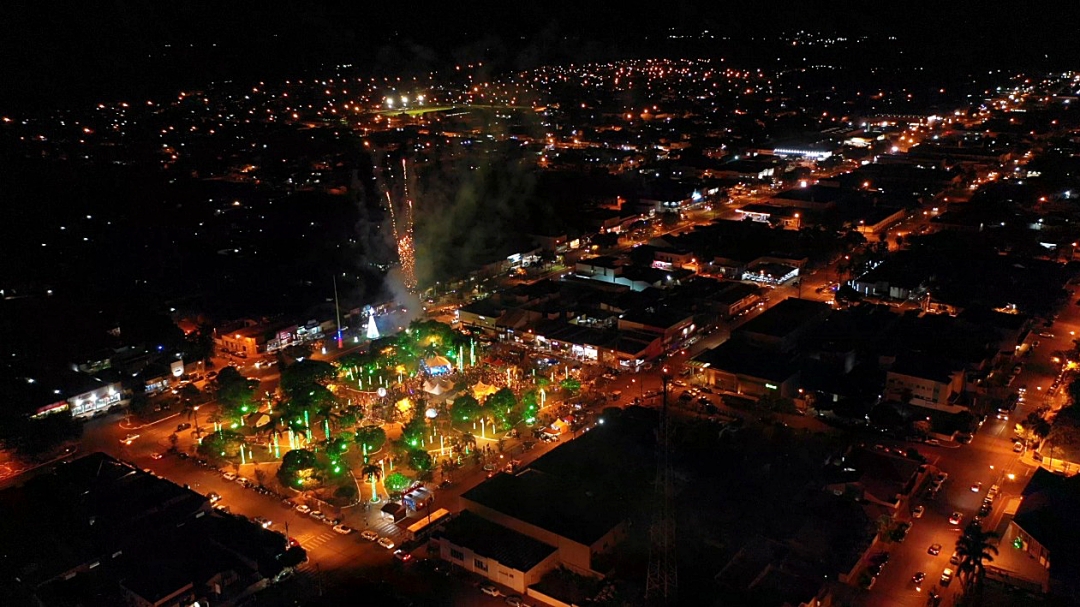 Virada com pagode e show pirot&eacute;cnico deve levar 5 mil pessoas &agrave;  Pra&ccedil;a  Central