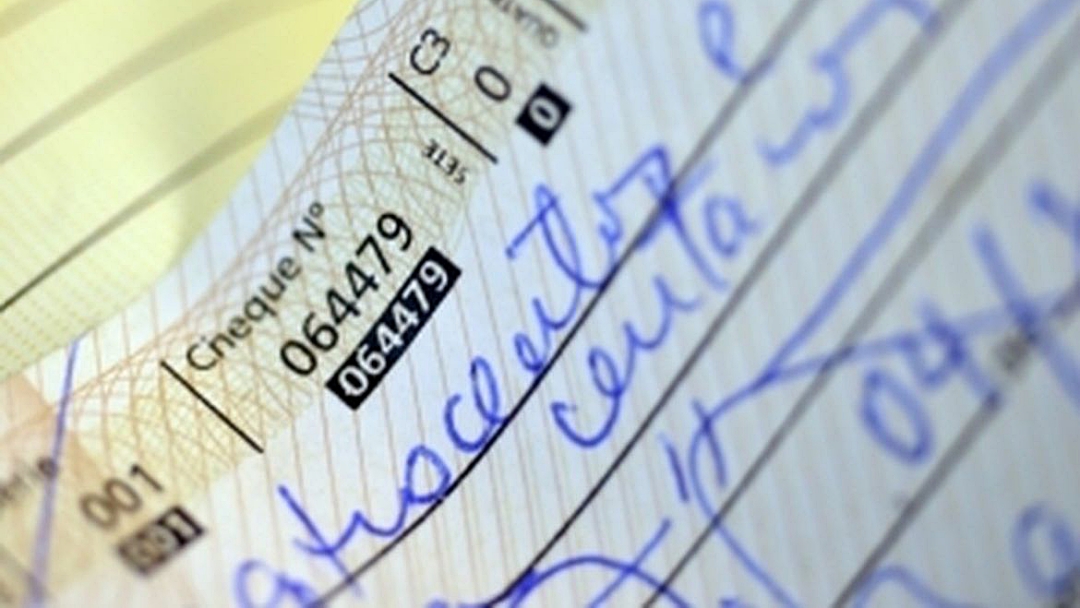 Uso de cheques no Brasil cai 93% desde 1995