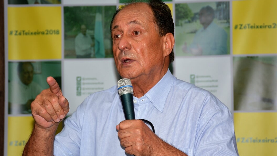 âZ&eacute; Teixeira descarta ida ao PP e manifesta apoio a Eduardo Riedel