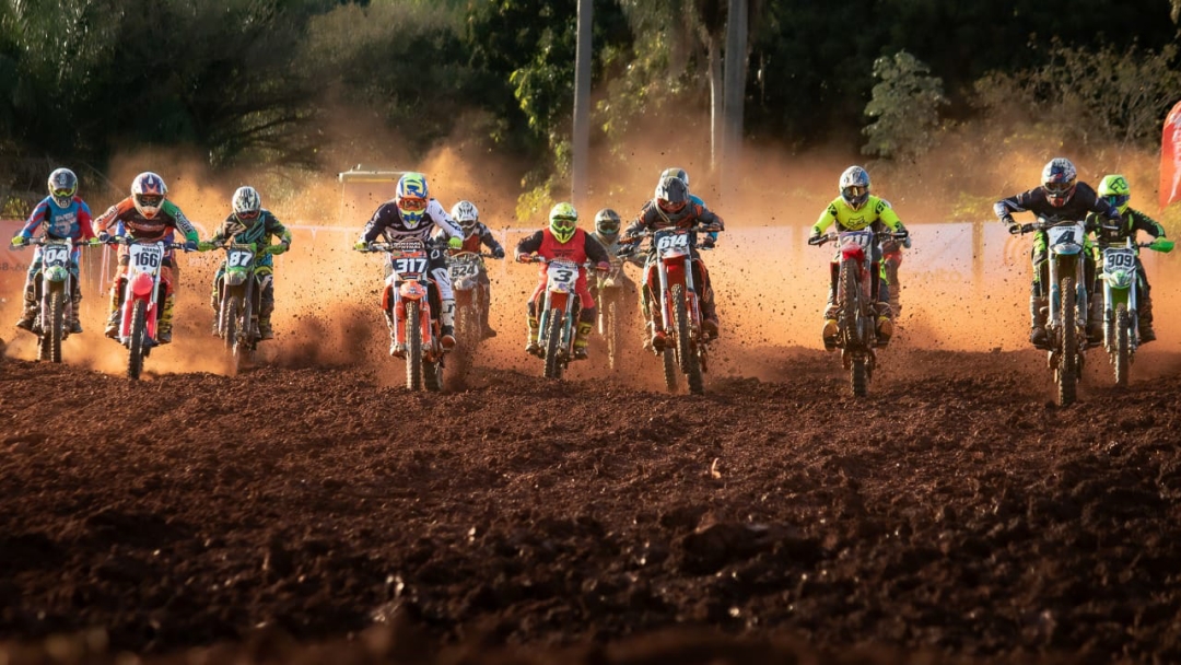 Sidrol&acirc;ndia recebe Copa MS de Velocross com mais de 300 pilotos neste final de semana