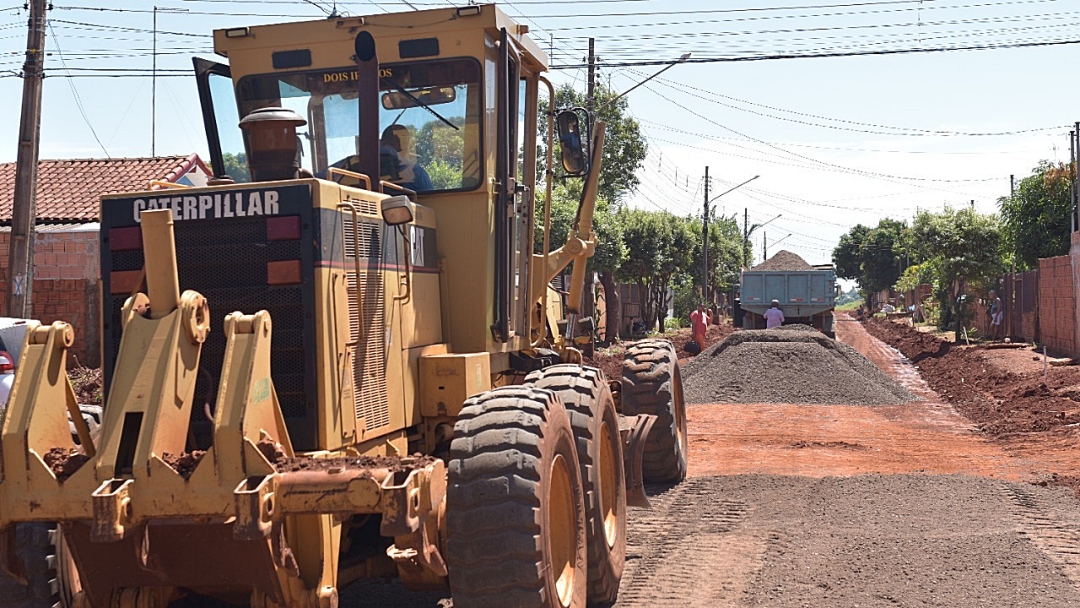 Chuva da tr&eacute;gua e Prefeitura inicia pavimenta&ccedil;&atilde;o no Cascatinha 2