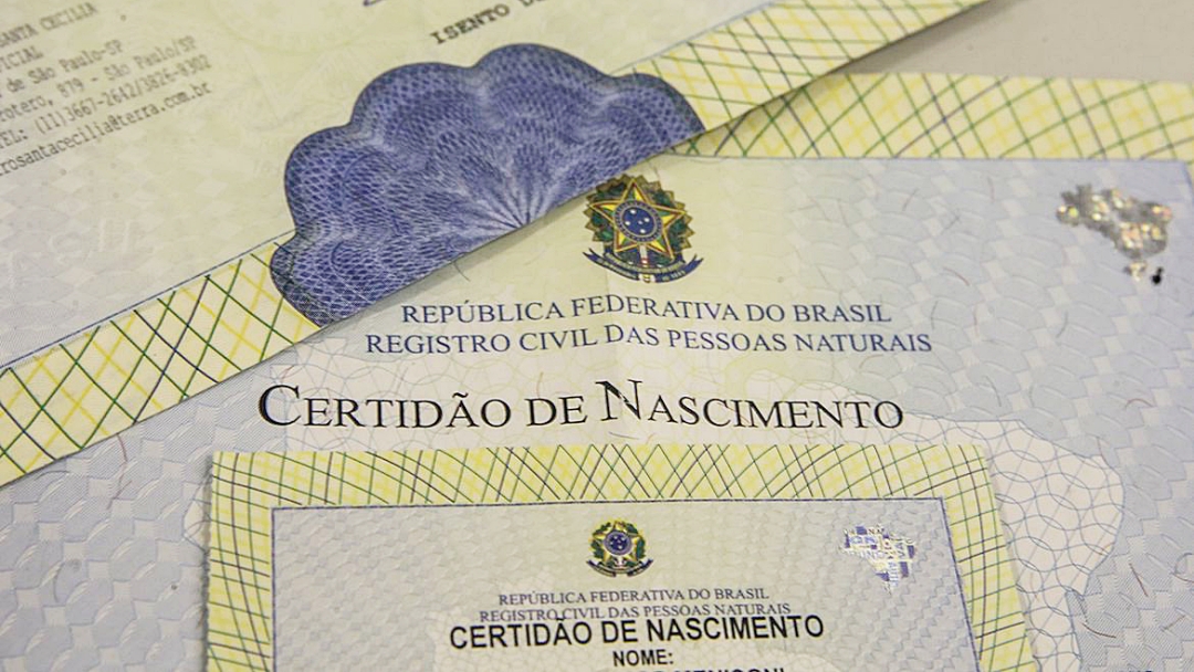 Brasil reduz subnotifica&ccedil;&atilde;o de nascimentos e mortes, indica IBGE