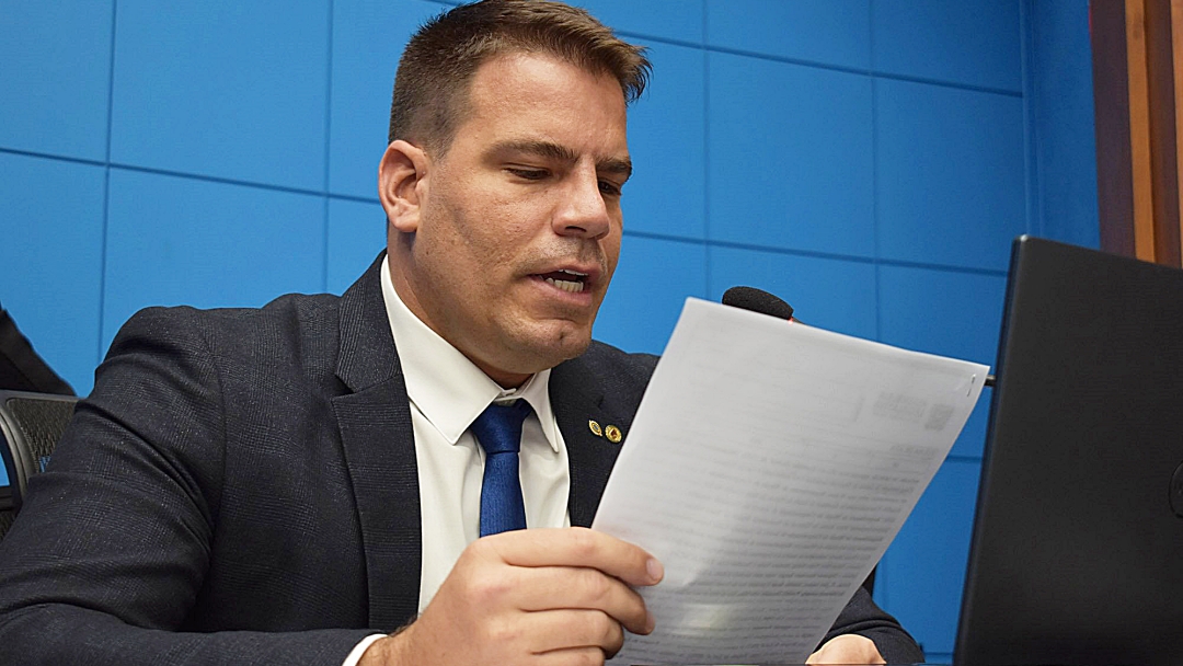 Após reajuste que encareceu conta de luz em MS, Contar diz que vai reabrir CPI da Energisa