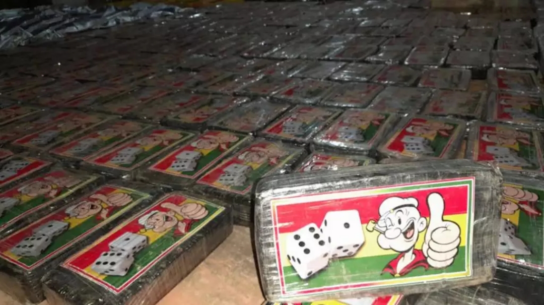 Opera&ccedil;&atilde;o apreende 1 tonelada de coca&iacute;na na fronteira