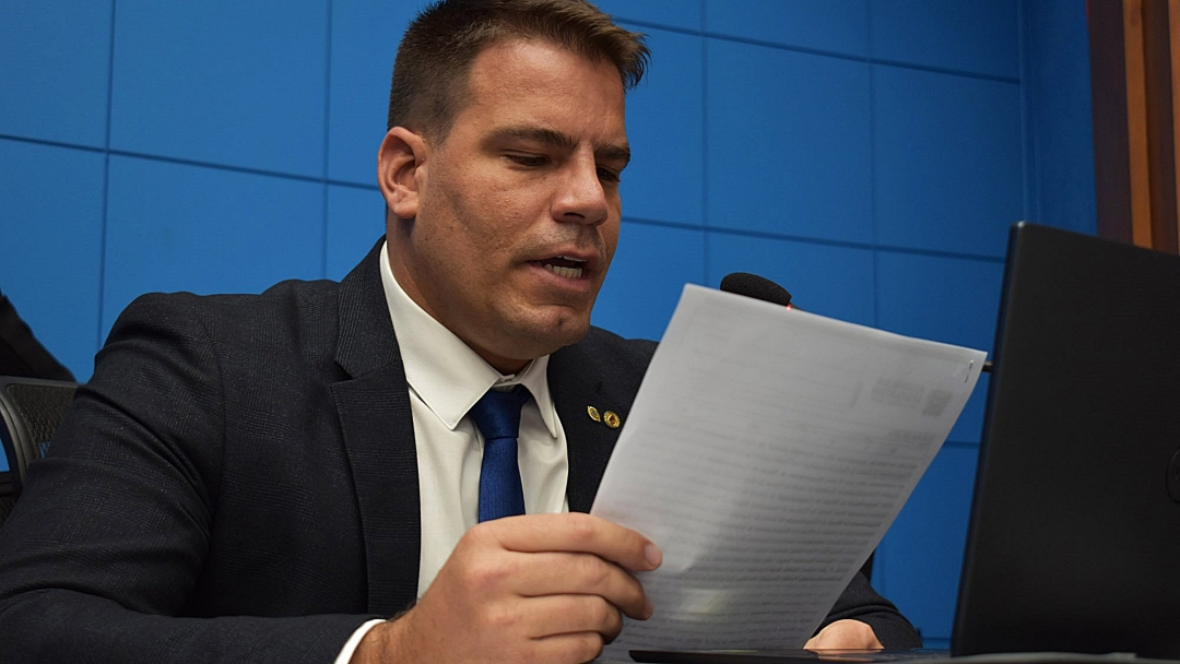 Capitão Contar defende projeto de lei para proteger o ambiente escolar contra erotização infantil