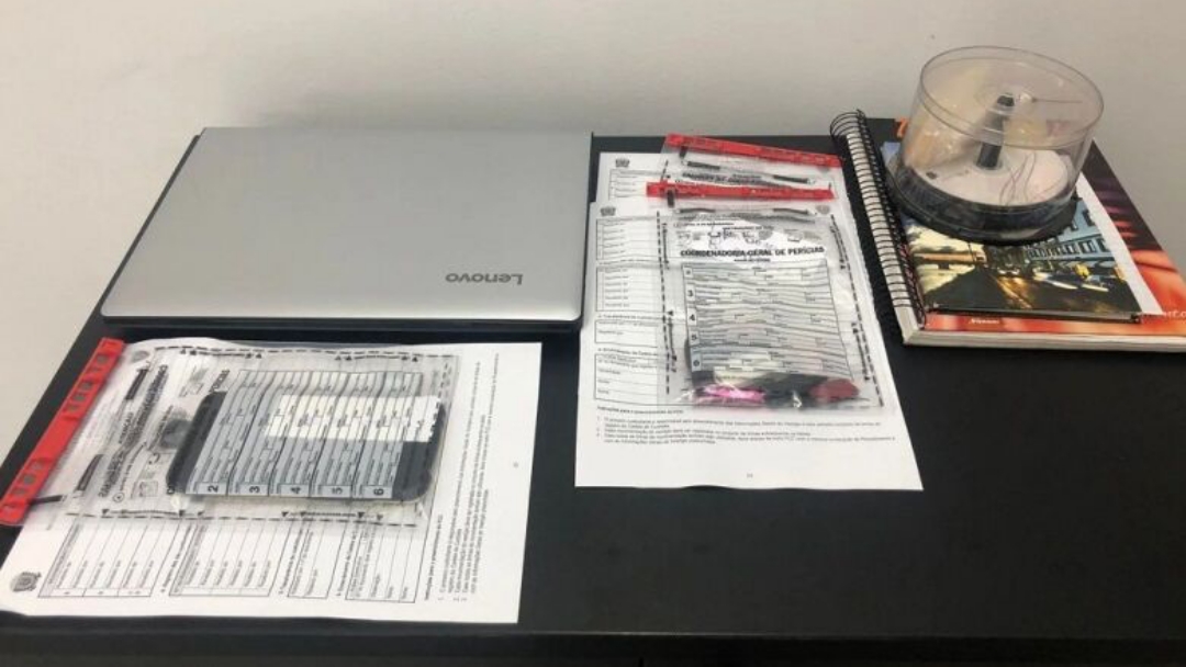 Suspeito por estupro &eacute; preso com fotos pornogr&aacute;ficas 