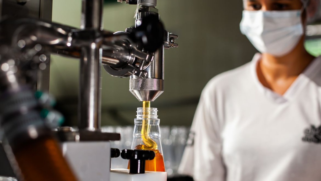 Ind&uacute;stria cresce em nove dos 15 locais analisados pelo IBGE