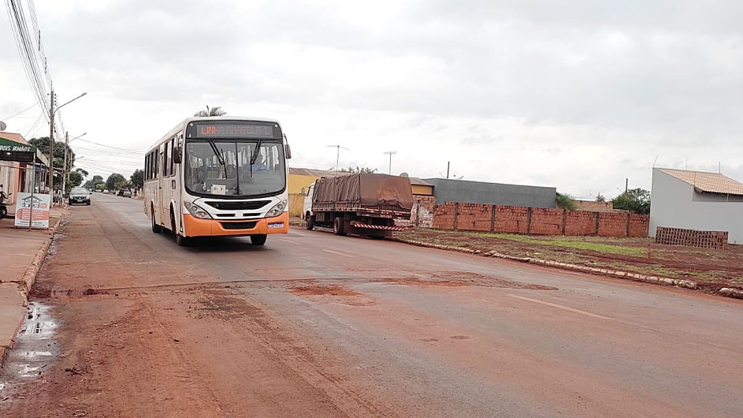 Prefeitura abre licita&ccedil;&atilde;o para 8,2 km de recapeamento na Aquidaban, Mato Grosso e Ponta Por&atilde;