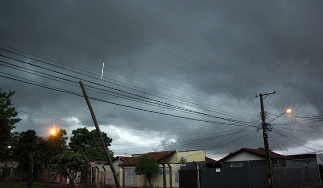 Defesa Civil emite alerta de tempestades nesta quarta-feira em Mato Grosso do Sul