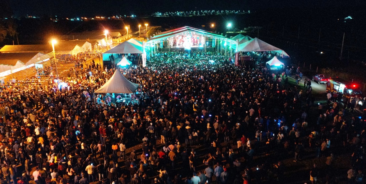 SidroNina atrai mais de 15 mil e coloca Sidrol&acirc;ndia no circuito dos grandes eventos