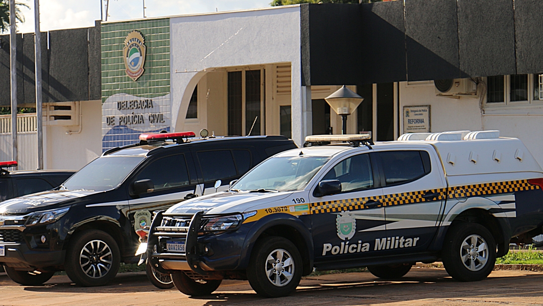 Homem se envolve em briga de casal e acaba esfaqueado pelo marido 