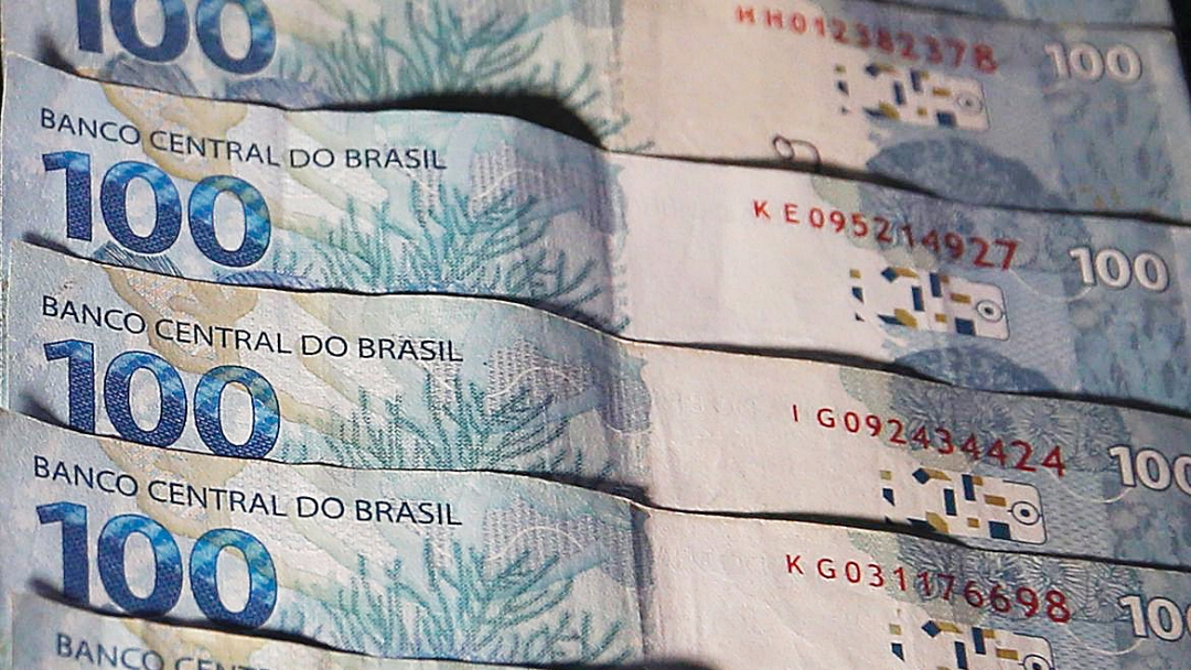 Benefici&aacute;rios com NIS final 6 recebem hoje Aux&iacute;lio Brasil