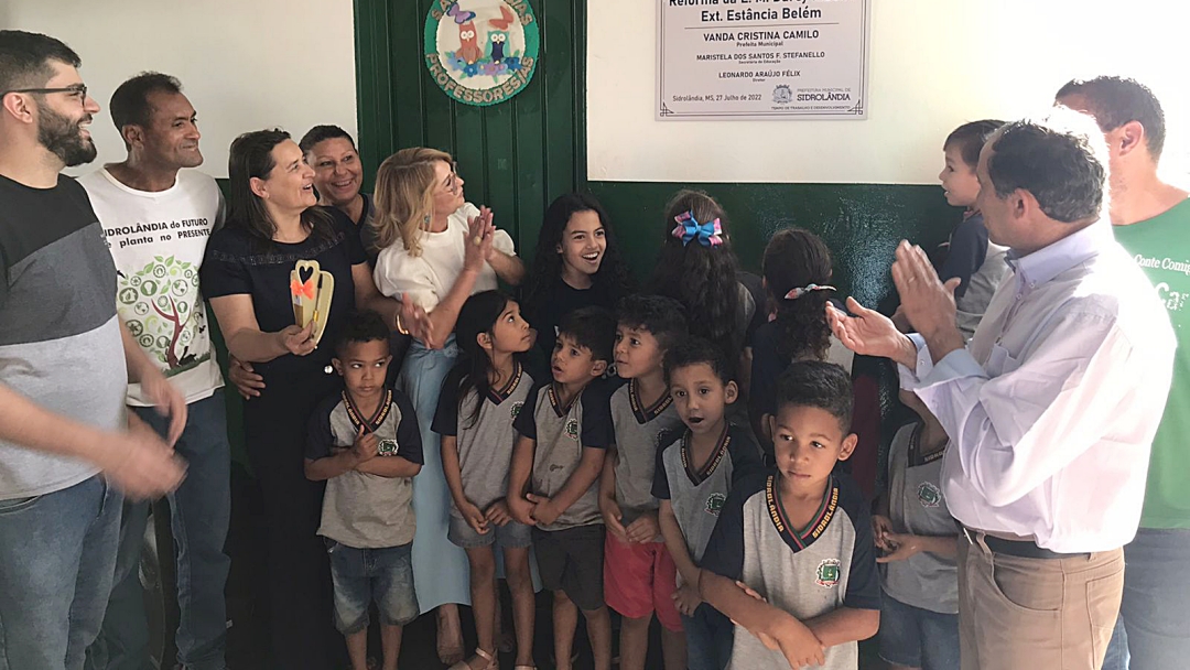 Administra&ccedil;&atilde;o entrega reforma e melhorias em escola do Geraldo Garcia