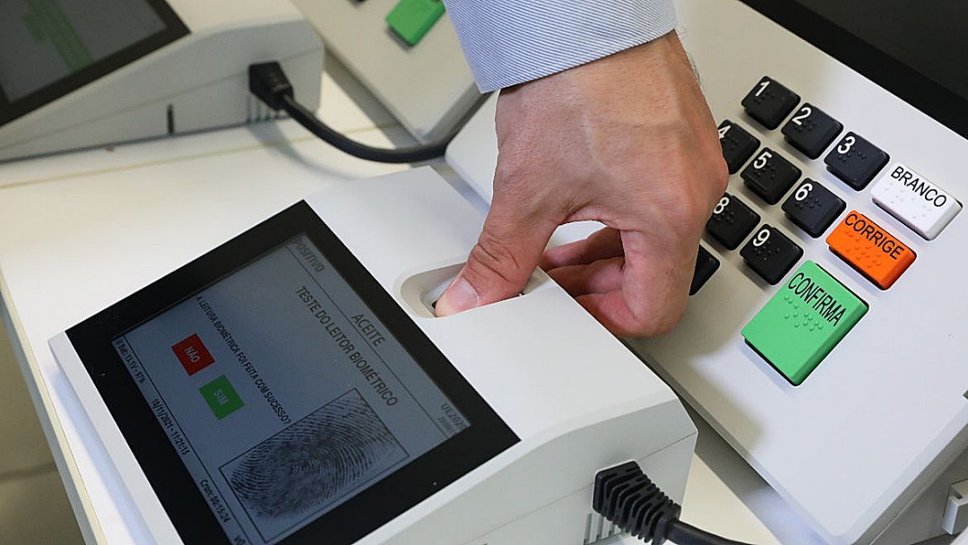 Eleitor j&aacute; pode pedir autoriza&ccedil;&atilde;o para votar em tr&acirc;nsito