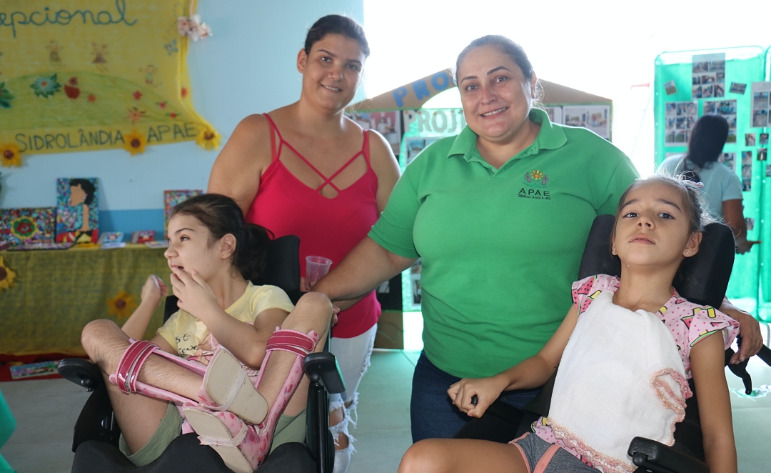  Apae de Sidrol&acirc;ndia participa da Semana Nacional da Pessoa com Defici&ecirc;ncia Intelectual e M&uacute;ltipla