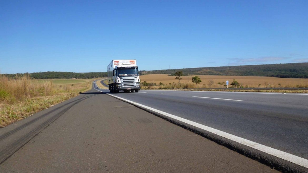 Termina prazo de autodeclara&ccedil;&atilde;o para aux&iacute;lio caminhoneiro