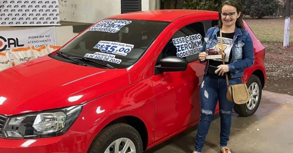 Leil&atilde;o da 66&ordf; Festa da Padroeira arrecada 400 mil; Gol 0km sai para trabalhador rural