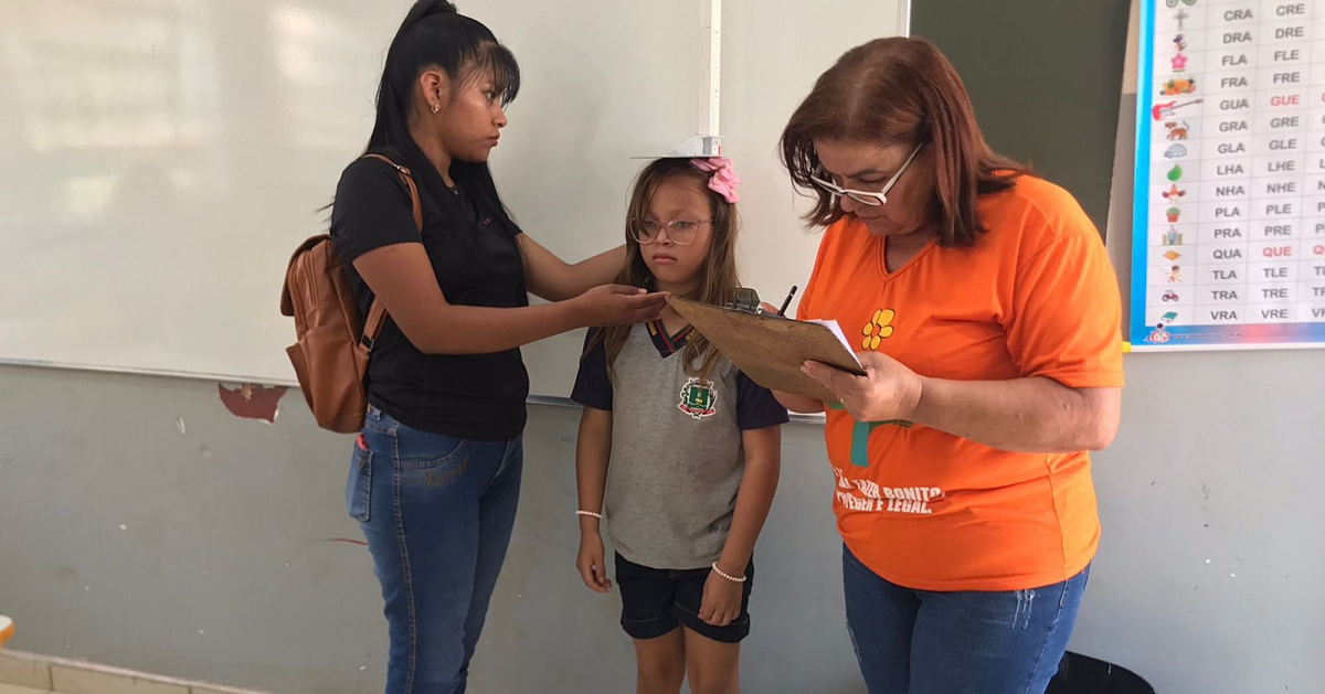 Programa Sa&uacute;de na Escola leva atendimento aos alunos