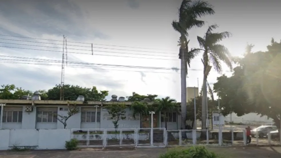 Homem &eacute; espancado por moradores ap&oacute;s tentar matar a ex esfaqueada em bar