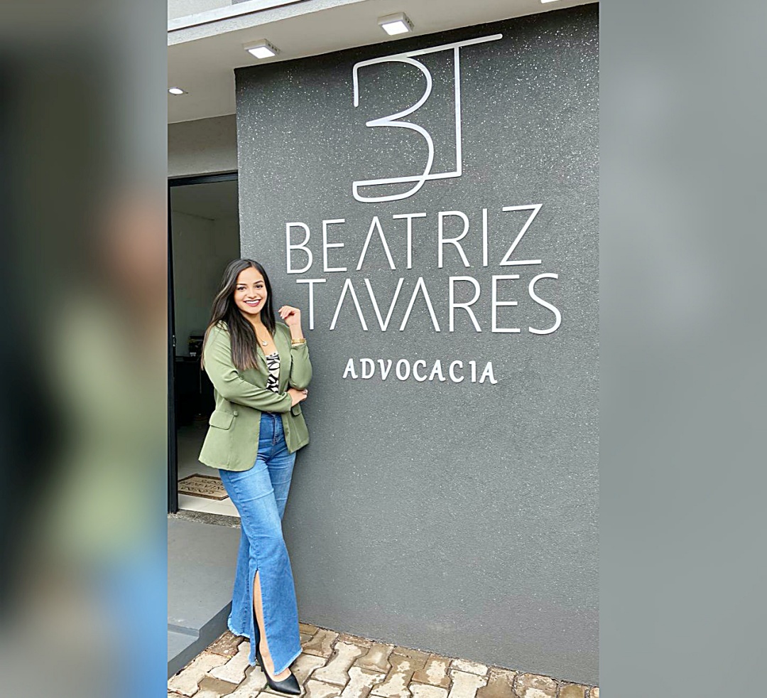 Com escrit&oacute;rio rec&eacute;m conquistado, aos 24 anos, Beatriz defende o Direito Previdenci&aacute;rio e da Fam&iacute;lia