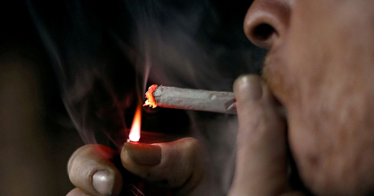 Quase 40% dos brasileiros fumantes consomem 11 ou mais cigarros ao dia