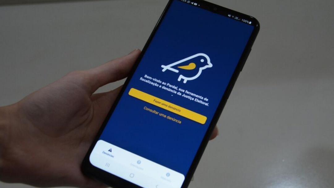 Eleitores podem fazer den&uacute;ncia de crime eleitoral em aplicativo
