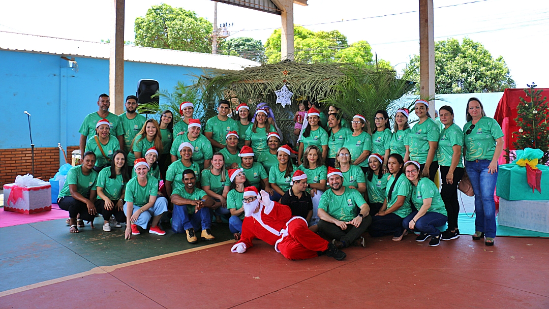 Nesta sexta-feira a APAE de Sidrol&acirc;ndia promoveu uma celebra&ccedil;&atilde;o de Natal