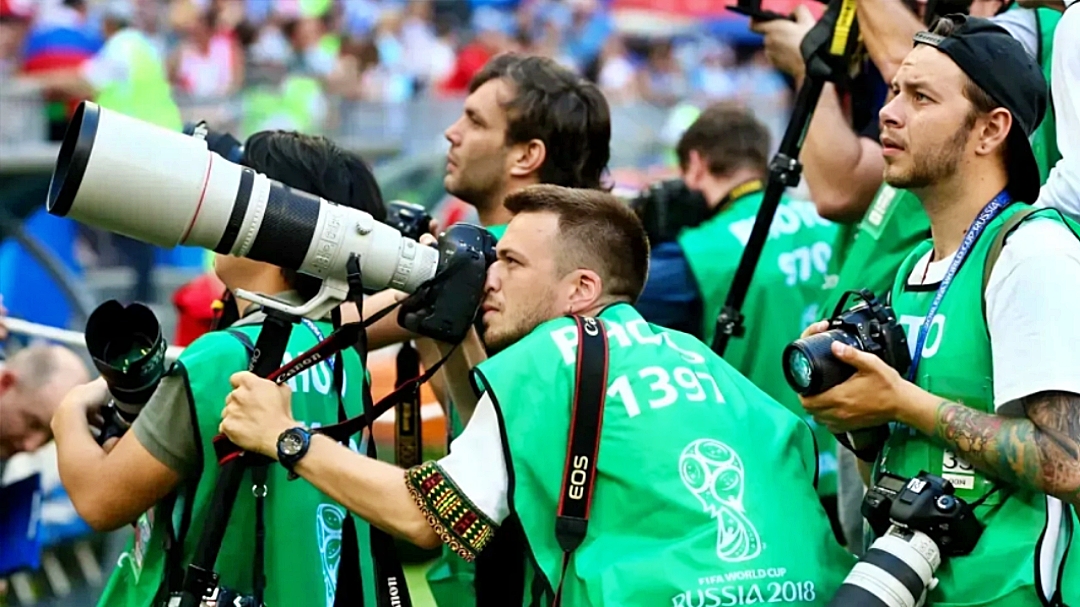 Fot&oacute;grafos esportivos lutam pelo &acirc;ngulo certo para retratar a hist&oacute;ria da Copa