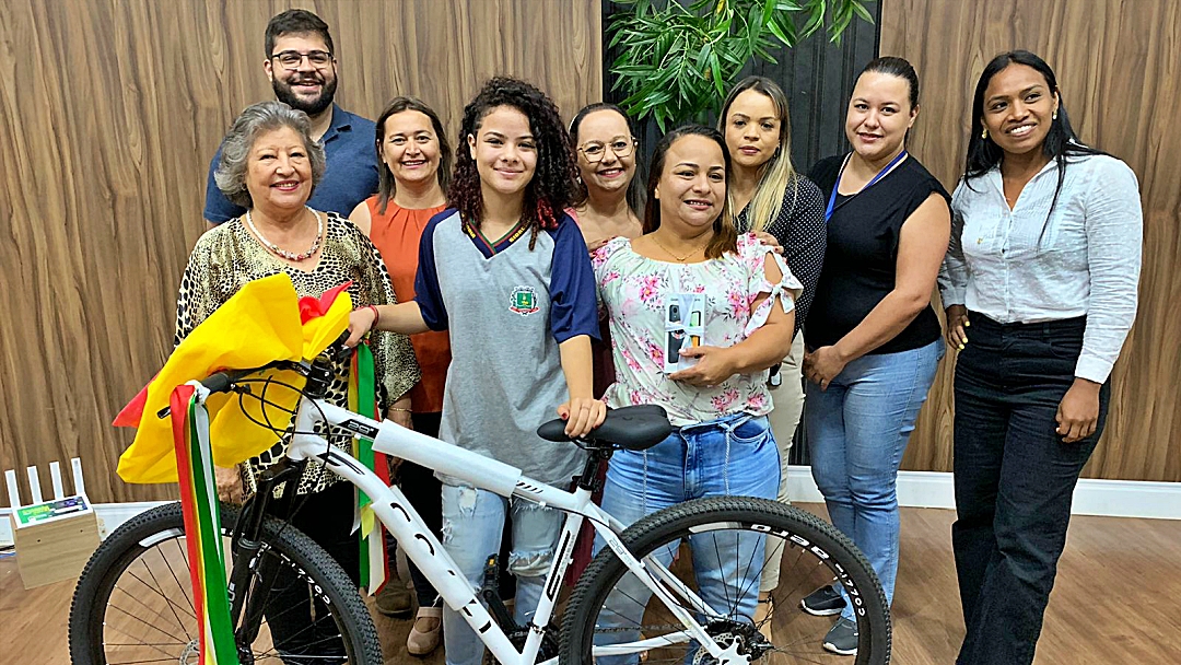 Alunos s&atilde;o premiados atrav&eacute;s do Projeto MPT na Escola