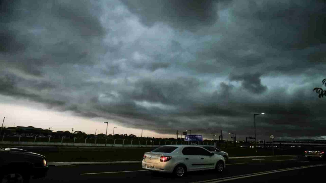 MS tem alerta de chuvas intensas e ventos de 60 km/h at&eacute; segunda