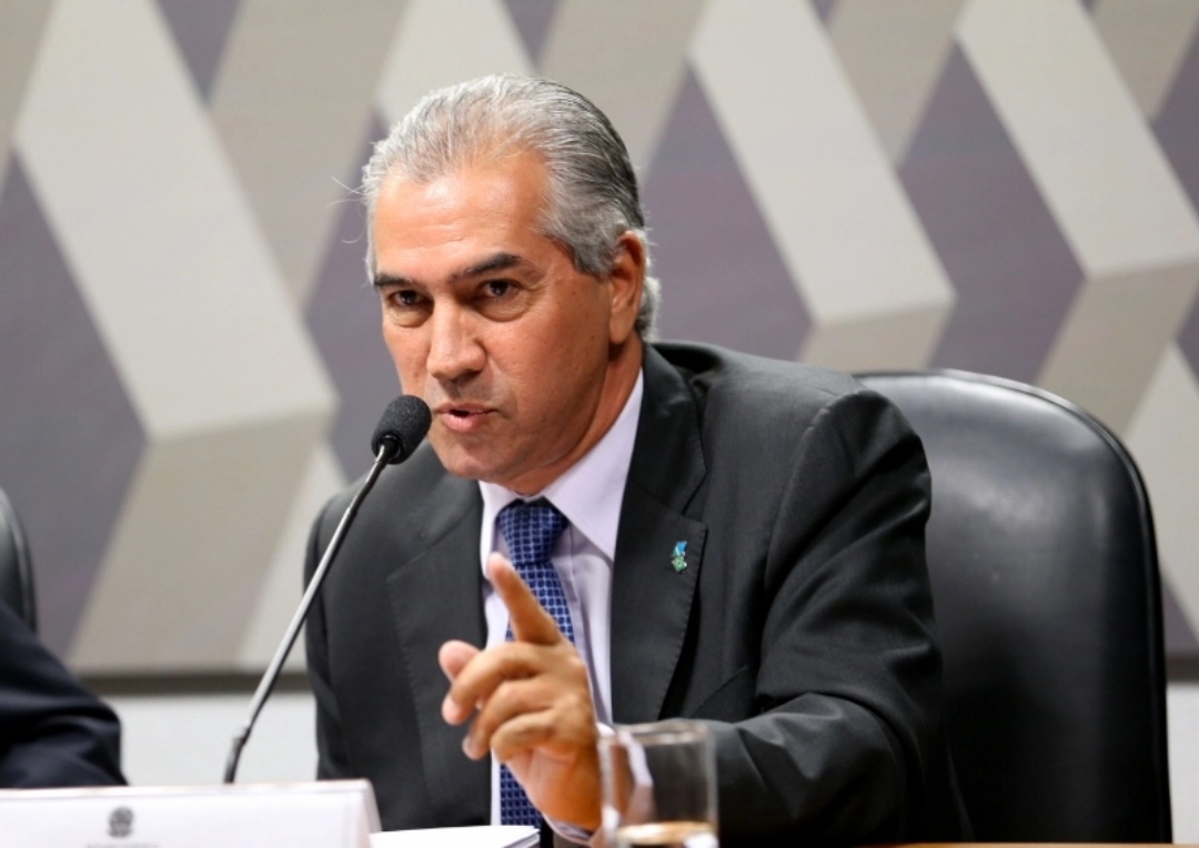 Reinaldo diz que deixa cargo com &ldquo;ficha limpa&rdquo;