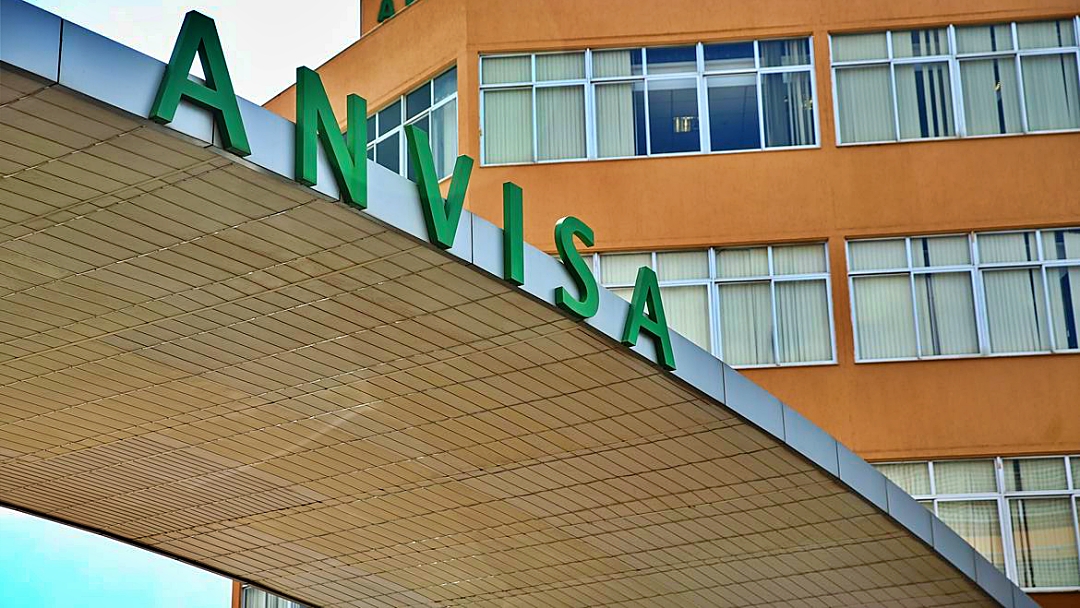 Anvisa suspende venda de produto que provoca intoxica&ccedil;&atilde;o ocular