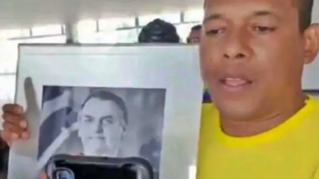 Retrato de Bolsonaro n&atilde;o &eacute; encontrado no Pal&aacute;cio do Planalto